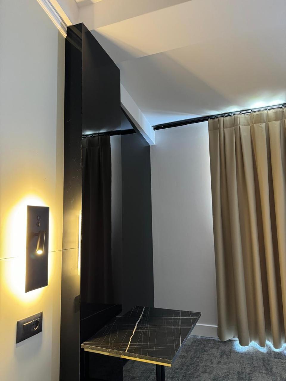 Hotel Consul Shkodër Extérieur photo